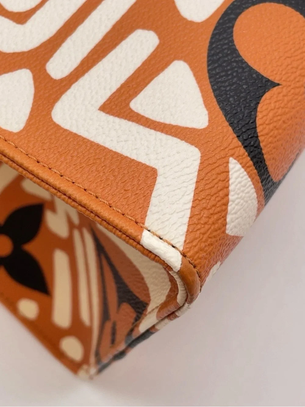 Louis Vuitton Crafty Monogram Giant Cream Caramel Onthego GM